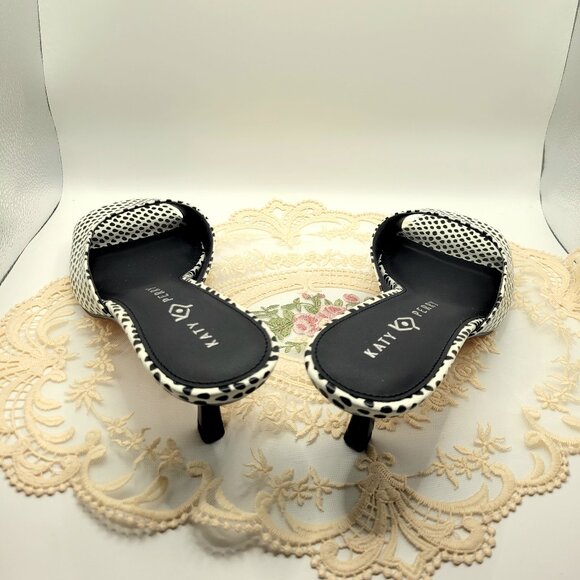 Katy Perry The Ladie 9.5M Kitten Heel Sandal - Picture 5 of 5